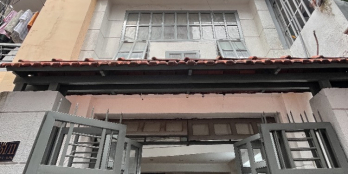 VIP P1 PHÚ NHUẬN - 34M2 - 4 TẦNG BTCT - 4PN 5WC - HẺM XE TẢI cách 1 căn - 5.x TỶ