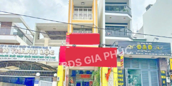 Nhà DT 4.5x28 mặt tiền Trần Xuân Soạn Q7 cần ra dịp tết