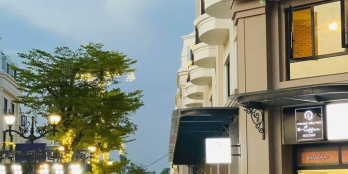 Tổng giá 4 tỷ, mua nhà phố Vinhome kinh doanh Tết luôn.. sẵn đồng tài và cam kết