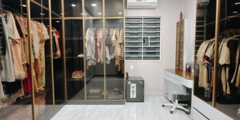 BÁN NHÀ MẶT TIỀN KINH DOANH NGAY TRUMG TÂM TÊN LỬA VÀI BƯỚC QUA BỐ XÃ CHỈ 12 TỶ