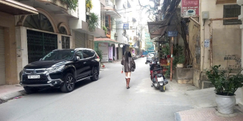 PHỐ NGUYÊN HỒNG NHÀ PHÂN LÔ-Ô TÔ TRÁNH-53M2-MẶT TIỀN 5M-XÂY ĐƯỢC 8 TẦNG