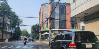 BÁN NHÀ MẶT TIỀN KINH DOANH SẦM UẤT NGAY LÊ CƠ NAM HÙNG VƯƠNG DT 138M2 NHƯ A4