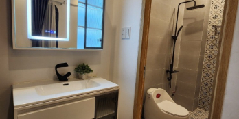 Quận 6-Hai tầng Full nội thất -68m2 ngang hơn 5M