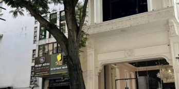 Bán toà nhà Pasteur, P Nguyễn Thái Bình Quận 1, DT 8m x 20m, HĐT 16.000$/tháng