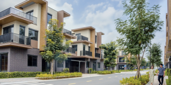 Chỉ hơn 2 tỷ,( thanh toán 30%)nhận nhà ngay, nhà 1 trệt 2 lầu, gần Bv Shingmark