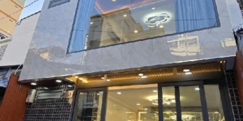 Mặt tiền Hồ Thị Kỷ, Phường 1, Q 10, ngang 5.2m, 4 tầng mới đẹp, 9.x tỷ TL