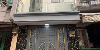 Nhà đẹp 17,2m2 (3 x 6), hẻm 3,6m Tôn Đản sát Q1. Chỉ 2,25 tỷ