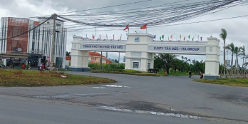 Bán nhà vườn 5x47 giá 1ty750 gần chợ Đức Hòa, đủ tiên ích, đất thổ cư, sổ riêng