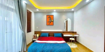 Bán nhà 2 lầu , HXH, P14, Gv, Giá bán : 7,8 tỷ - còn bớt