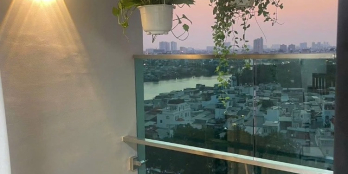 Chính chủ cho thuê căn hộ 2pn de la sol tầng cao