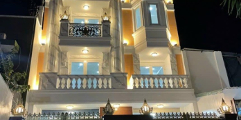 Giảm 6 tỷ, bán nhà vị trí đắc địa MT Trần Quang Khải, P Tân Định Quận 1, DT 8 x