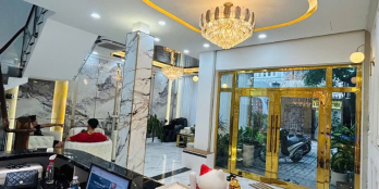 Bán biệt thự sân vườn ngay nguyễn thị thập ,hxh Q7. Ngang 7,5m chỉ 16 tỷ...