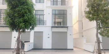 Bán nhà phố đã hoàn thiện, sẵn sổ hồng, hợp đồng thuê 30tr/tháng