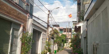 ĐỐI DIỆN VẠN PHÚC CITY, HẺM XE HƠI, 2 TẦNG 41M2, NHÀ ĐẸP VÀO Ở NGAY