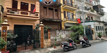 NHÀ VƯỜN QUẬN THANH XUÂN, GARA Ô TÔ DT 120M2 x 4 TẦNG x 25 NHÍCH x 082.996.8289