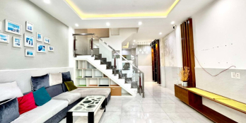 4 TẦNG - 4 PN - GẦN 50M2 CỰC VUÔNG VỨC - Ô TÔ TẢI 1 CĂN ĐỖ CỬA - FULL NỘI THẤT