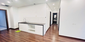 Cho thuê căn 3PN giá 7.5 triệu bao phí, không đồ chung cư Hoàng Huy Sở Dầu.