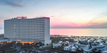 Bán Biệt thự Movenpick Cam Ranh 2PN View Biển Bãi Dài - Gần Sân Bay CR giá 18ty