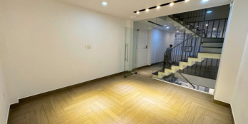 Cho thuê nhà mặt tiền 464B Cao Thắng Nối Dài, Phường 12, Quận 10. Nhà trống giao