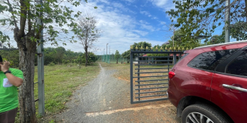 Bán lô gốc MT (1.600m2) full SHR, giá 450 triệu sát KCN, trường chợ, trung tâm s