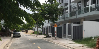 Tôi bán đất KHU NHÀ Ở XUÂN THỚI ĐÔNG,đường số 2 ,kế chợ đầu mối CỦ CẢI