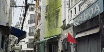 PHÚ NHUẬN - XE HƠI 7 CHỖ ĐUA - 33m2 (3.5 x 10) - 3 PHÒNG NGỦ - MỚI ĐẸP Ở NGAY -