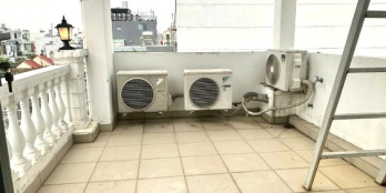 NHÀ ĐẸP-GIÁ RẺ-LÔ GÓC HẺM XE TẢI-BÁN NHÀ 4M*17M-3 TẦNG CHẮC CHẮN-HUỲNH VĂN NGHỆ-