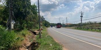 32m Mặt tiền QL 56, Tổng 1,600m2 có 200m2 Đất Đô Thị, Thị Trấn Long Giao bán