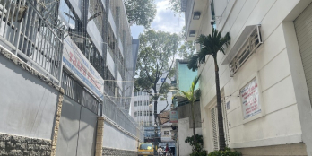 Quận 10-4 tầng hẻm ô tô- sổ vuông - gần MT chỉ 7T hơn.