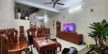 Cần bán gấp nhà dân xây Tân Phong 64m2, 4T, lô góc, ô tô  giá tốt