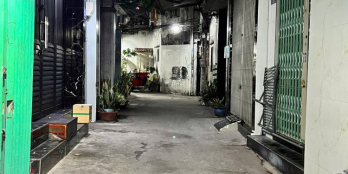 Quận 8-42m2- 4 tầng hẻm thông -tặng full nội thất chỉ hơn 4 tỷ