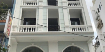 BÁN nhà 8x20m trệt 4 lầu st hẻm 10m đường Trần trọng cung Quận 7