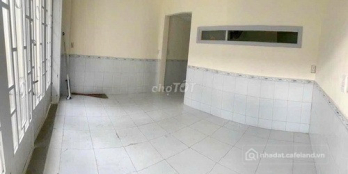 Bán gấp nhà hẻm Lê Văn Lương gần trường học, siêu thị,...Quận 7