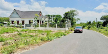 SANG GẤP 10x32=320M2 ĐẤT T.CƯ NGAY TRUNG TÂM SÁT CHỢ, TRƯỜNG HỌC DÂN ĐÔNG. GIÁ 2