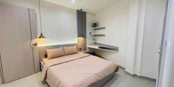 Nhà Lê Văn Sỹ, 3 lầu, 4 pn, hẻm thông