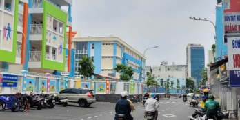 Bán nhà MT Chấn Hưng,Q.Tân Bình(giáp Q.10)- 4,7x22m(CN:100m2)4 tầng - Gía: 29 tỷ