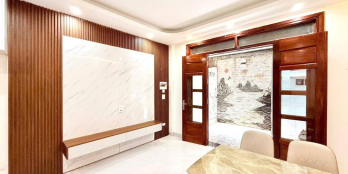 Nhà 6 Tầng Thang Máy – Gần Hồ Văn Chương – Mặt Tiền Đẹp – Nở Hậu – Ngõ Nông