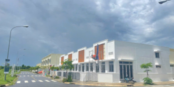 Nhà và đất trong kcn Phước Đông chỉ 1,2 tỷ, sổ đã hoàn công cho thuê ngay