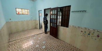 Siêu hot nhà trệt lầu đẹp long lanh ngay chợ Thủ Đức chỉ 2,95 tỷ.