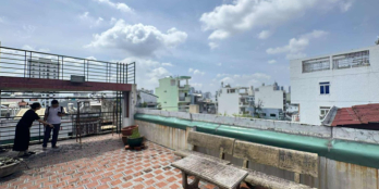 NGAY CHỢ BÀ CHIỂU_NHÀ MẶT TIỀN – KINH DOANH ĐỈNH – NHÀ 4TẦNG BTCT – 92 M² NỞ HẬU