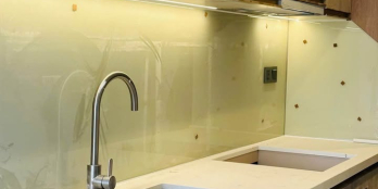 Chính chủ Bán CĂN HỘ Studios 30m2 View Biển Tầng Cao tại chung cư ICON40 trung t