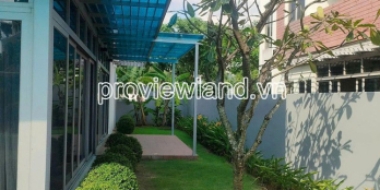 Bán biệt thự Riviera Cove Quận 9, căn góc 2 mặt tiền, 493m² đất, sân vườn rộng