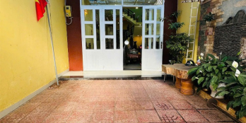 BÁN NHÀ MẶT TIỀN ĐINH TIÊN HOÀNG, TRUNG TÂM TP.PLEIKU, GIA LAI