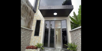 BÁN NHÀ LẦU SỔ HOÀN CÔNG CÓ SÂN ĐẬU OTO NHÀ GẦN CHỢ NỔI CÁI RĂNG