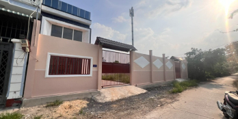 Thạnh Xuân 38. DT: 24 x 15.5m2. 1 trệt, 1 lầu Giá: 6.3 tỷ