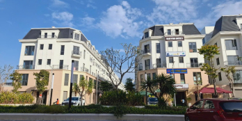 BÁN NHÀ PHỐ 5 TẦNG CENTRAL RIVERSIDE ĐỐI DIỆN VINHOMES THÍCH HỢP Ở HAY ĐẦU TƯ