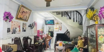 Nhà đẹp 3 tầng BTCT, Hẻm 6m đường Huỳnh Thiện Lộc, 4PN, Ở ngay