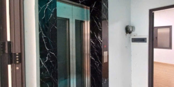 Bán nhà phố Hoàng Sâm, DT 96m2, 6T thang máy, ngõ oto 21 tỷ