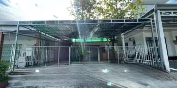 Bán quán cafe 200m2 ngộp 810 triệu sổ riêng ngay chợ Việt Kiều khách ổn định