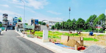 Cần bán lô đất đối diện trường THPT Tân Bình, giá 990 triệu/nền, gần KCN Vsip 2